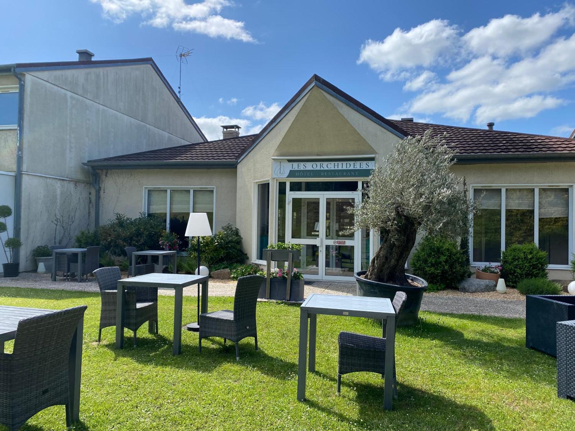 Les Orchidées Logis, Hôtel&Restaurant Verdún Exterior foto